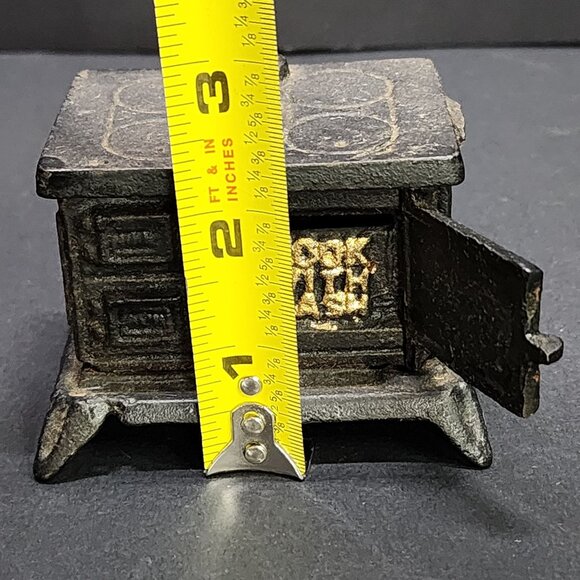 Vintage Miniature Dot Cook Cast Iron Stove Coin Bank Black Antique - Picture 9 of 9